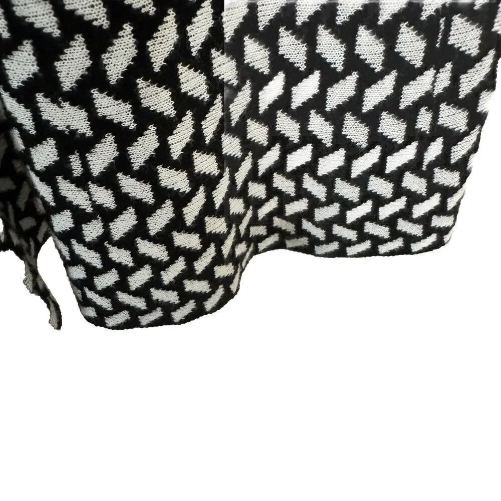 Neiman Marcus Womens Sweater Dress XL (16-18) Black White Geometric‎ Long Sleeve